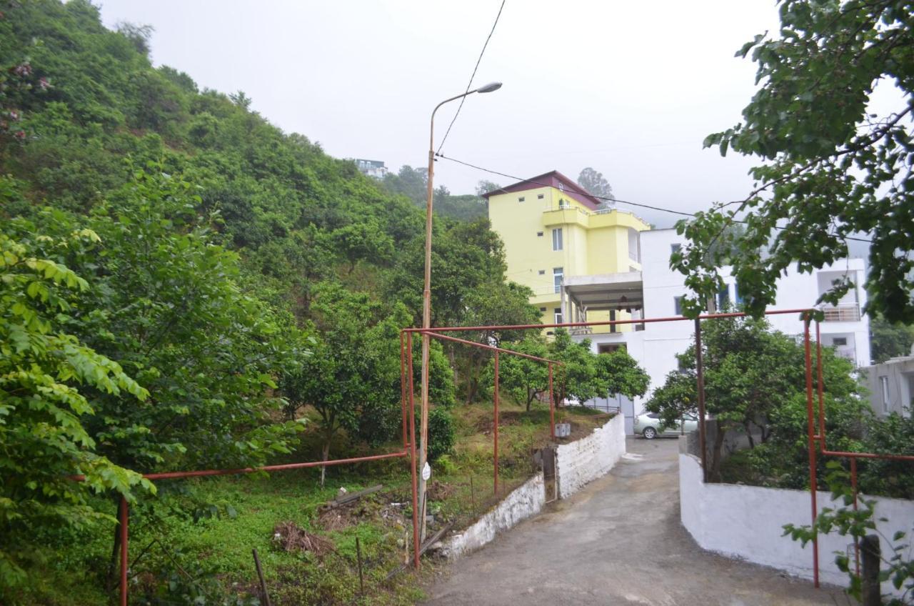 Akhmed Guest House Kwariati Exterior foto
