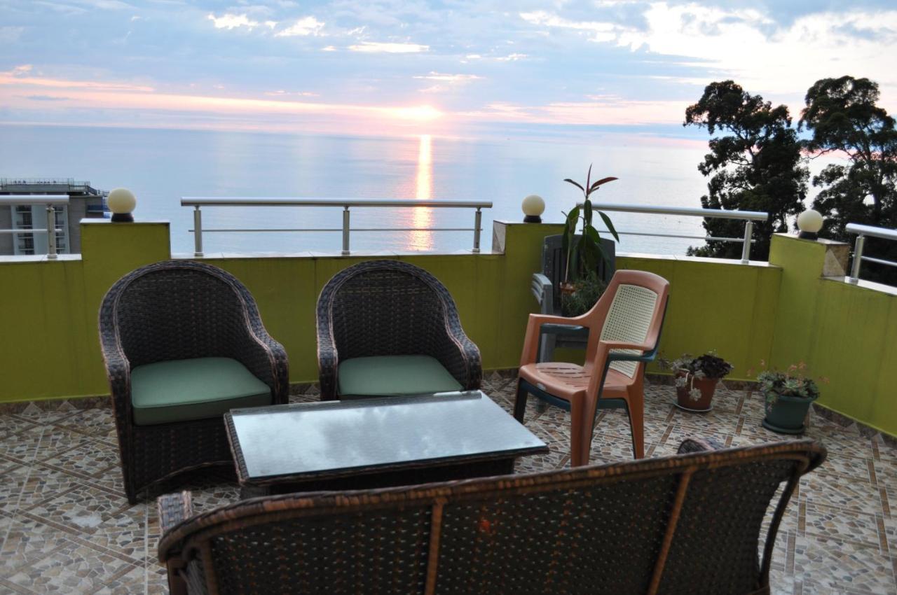 Akhmed Guest House Kwariati Exterior foto