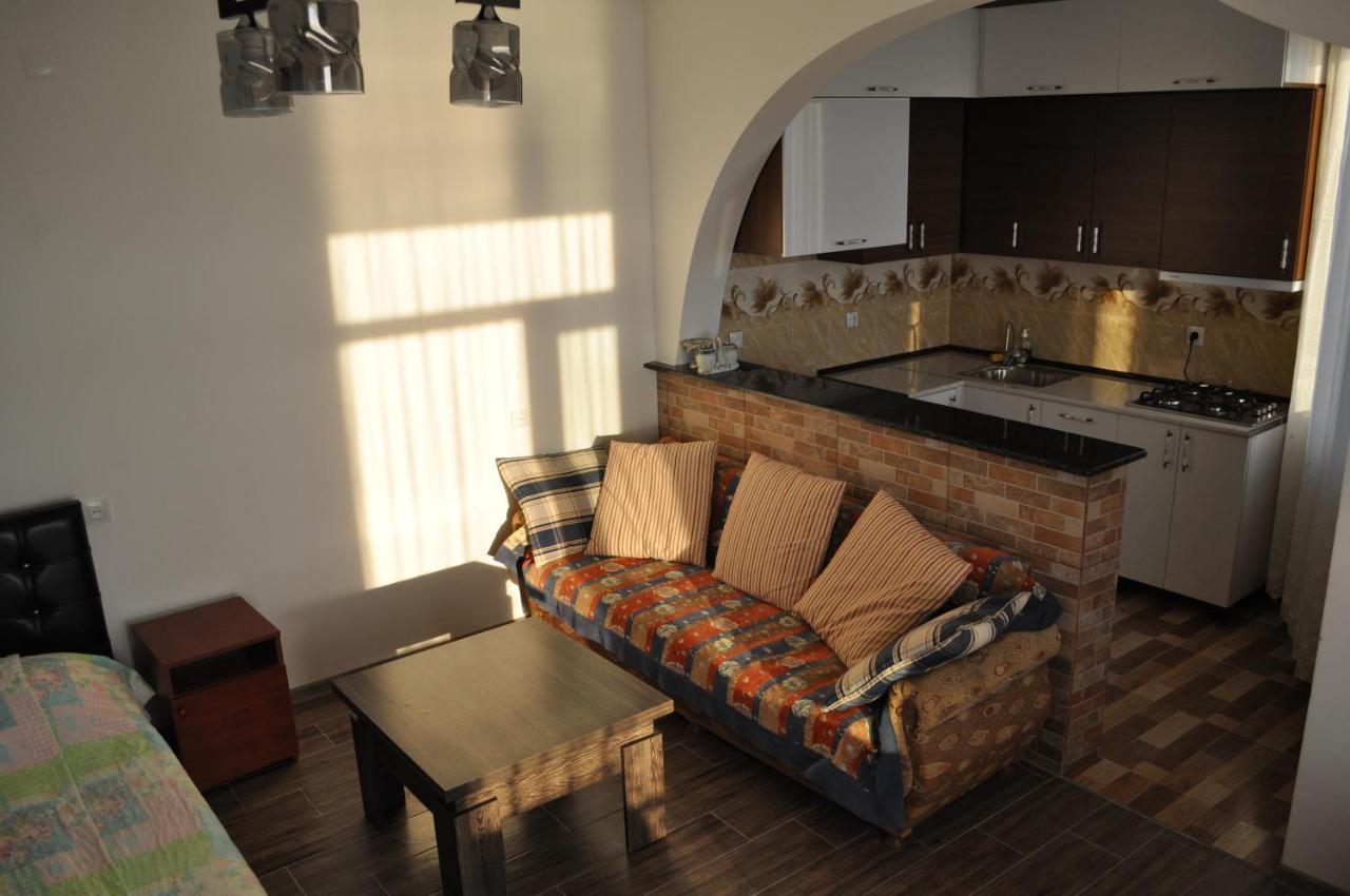 Akhmed Guest House Kwariati Exterior foto