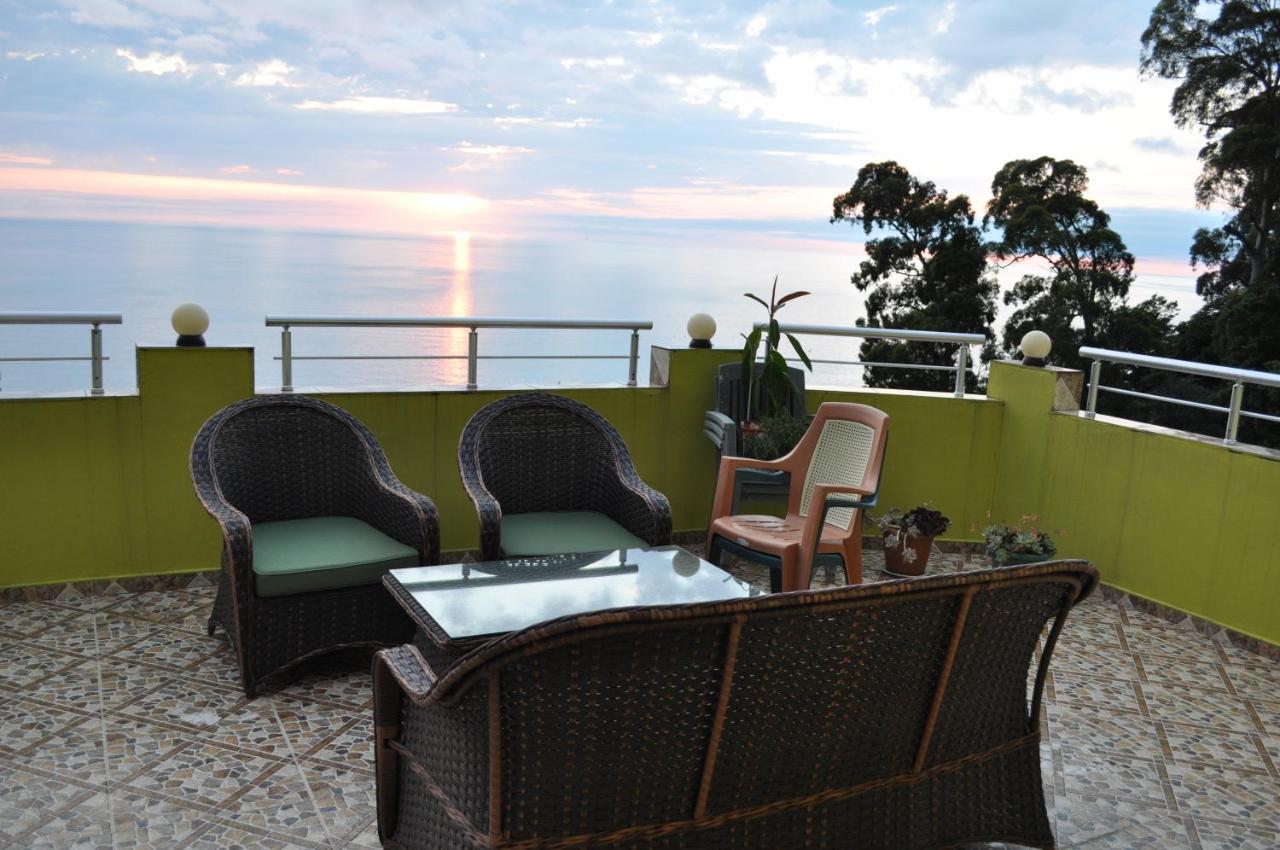 Akhmed Guest House Kwariati Exterior foto