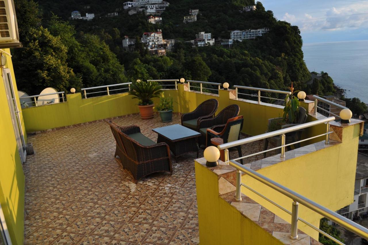 Akhmed Guest House Kwariati Exterior foto