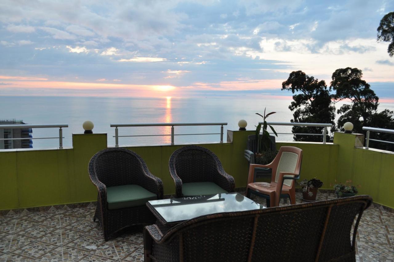 Akhmed Guest House Kwariati Exterior foto