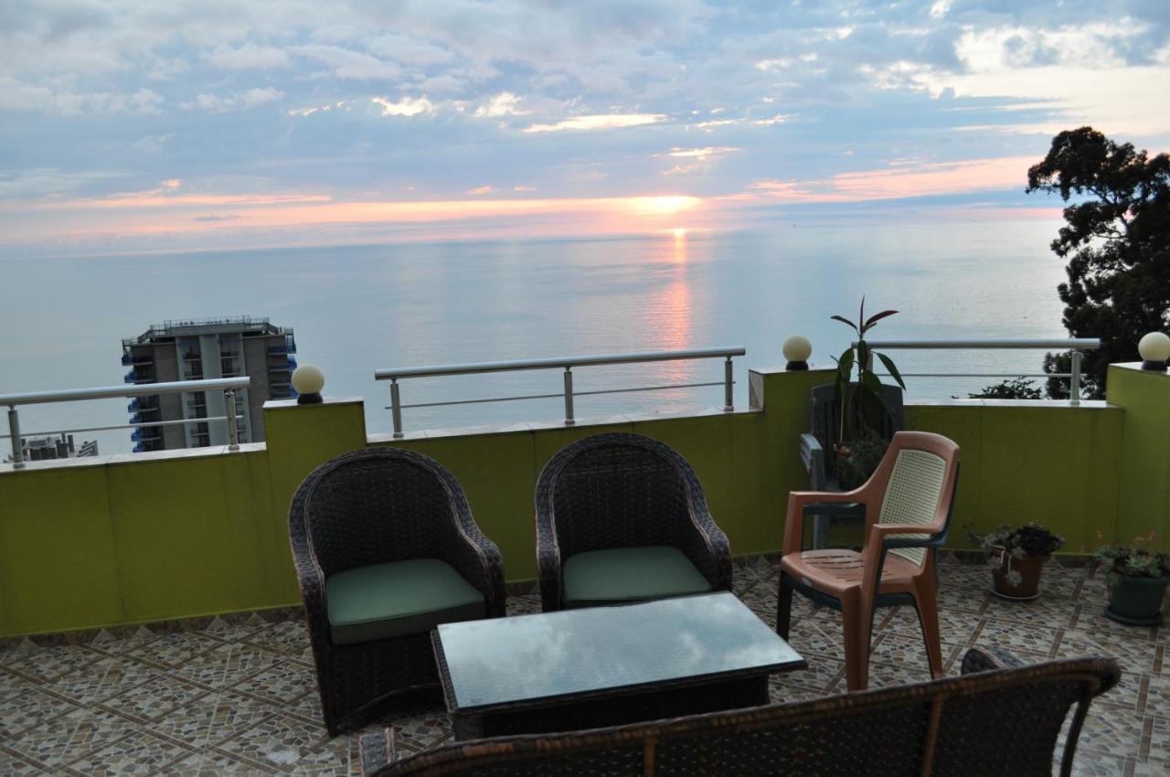 Akhmed Guest House Kwariati Exterior foto