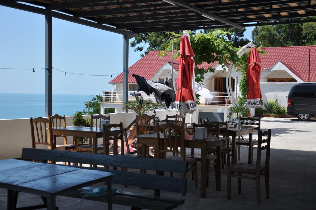 Akhmed Guest House Kwariati Exterior foto